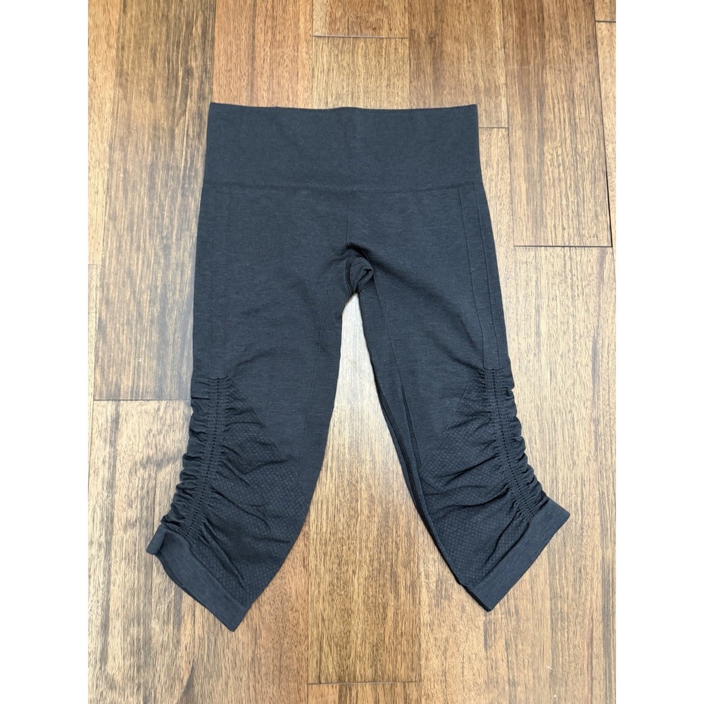 Lululemon Flow & Go Crop Capri Leggings Yoga Running Workout Gym Black Size 6